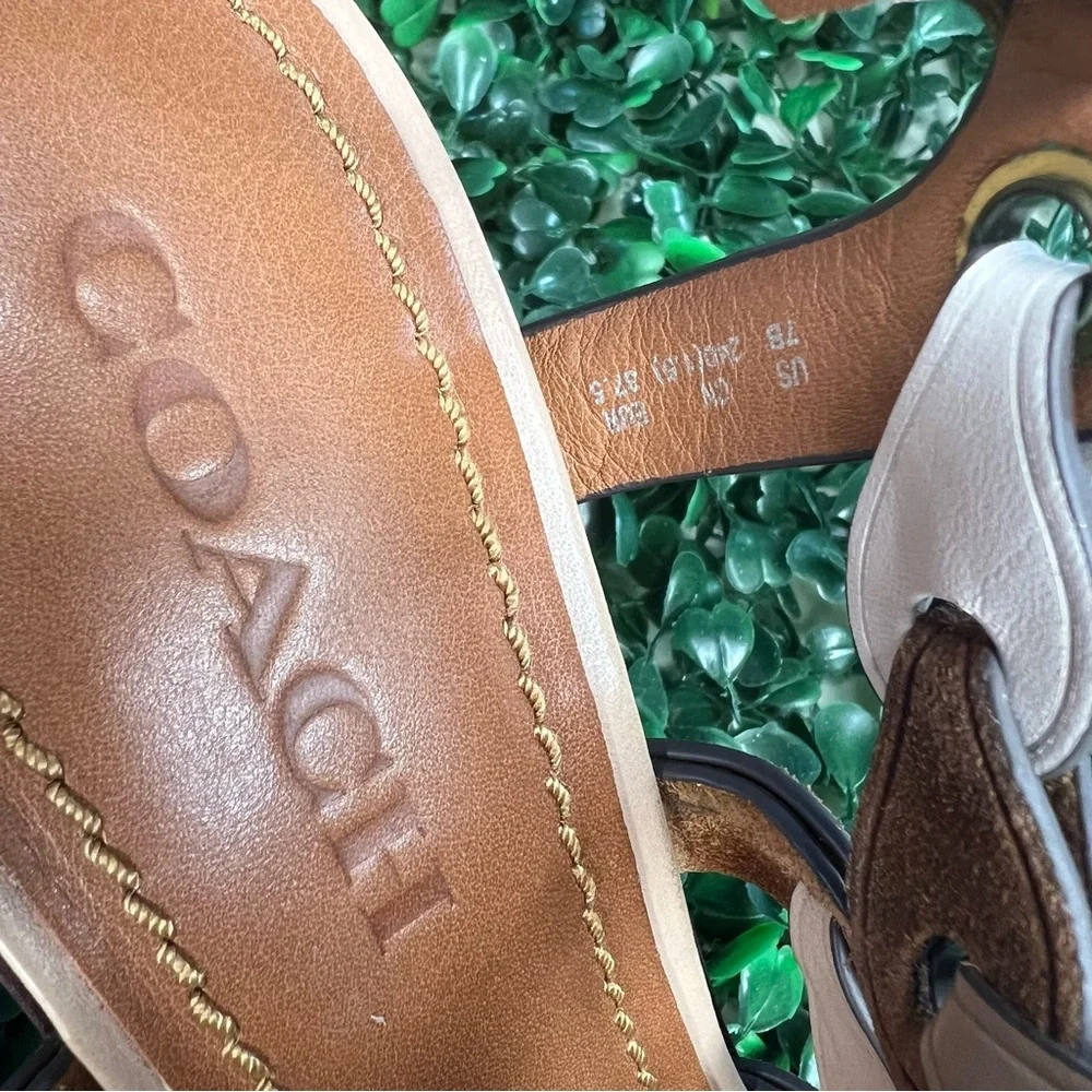 Coach Women's Sandals in Brown, Cream, and White